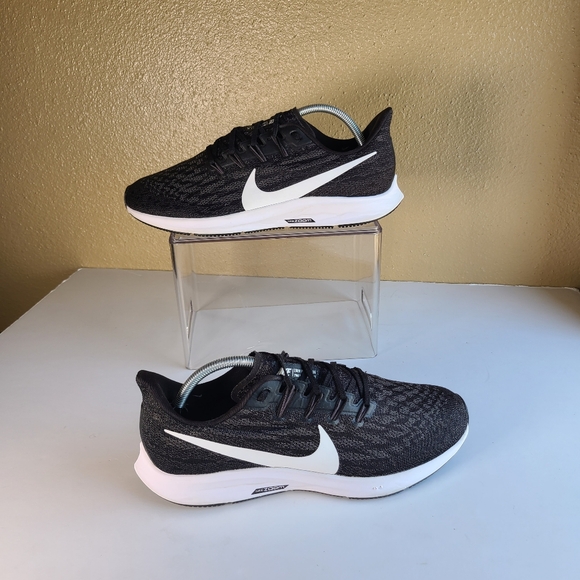 Nike Air Zoom Pegasus 36 Running Shoes Black White MEN size 10 main image 8